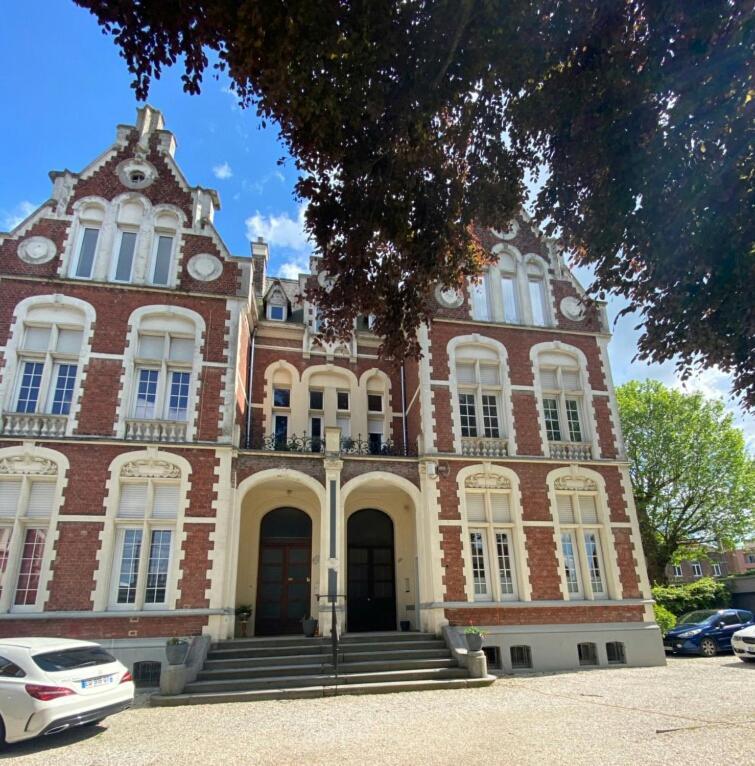 Krisko Parking Prive Et Clos Armentières Esterno foto